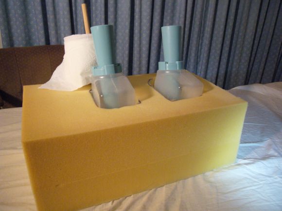 Spill Proof Male Urinal Stand